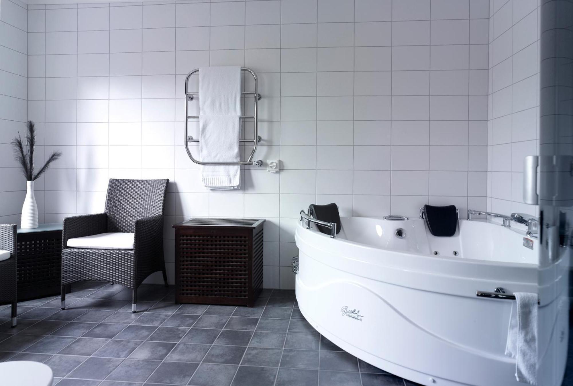 Björkhaga Hotell 3*